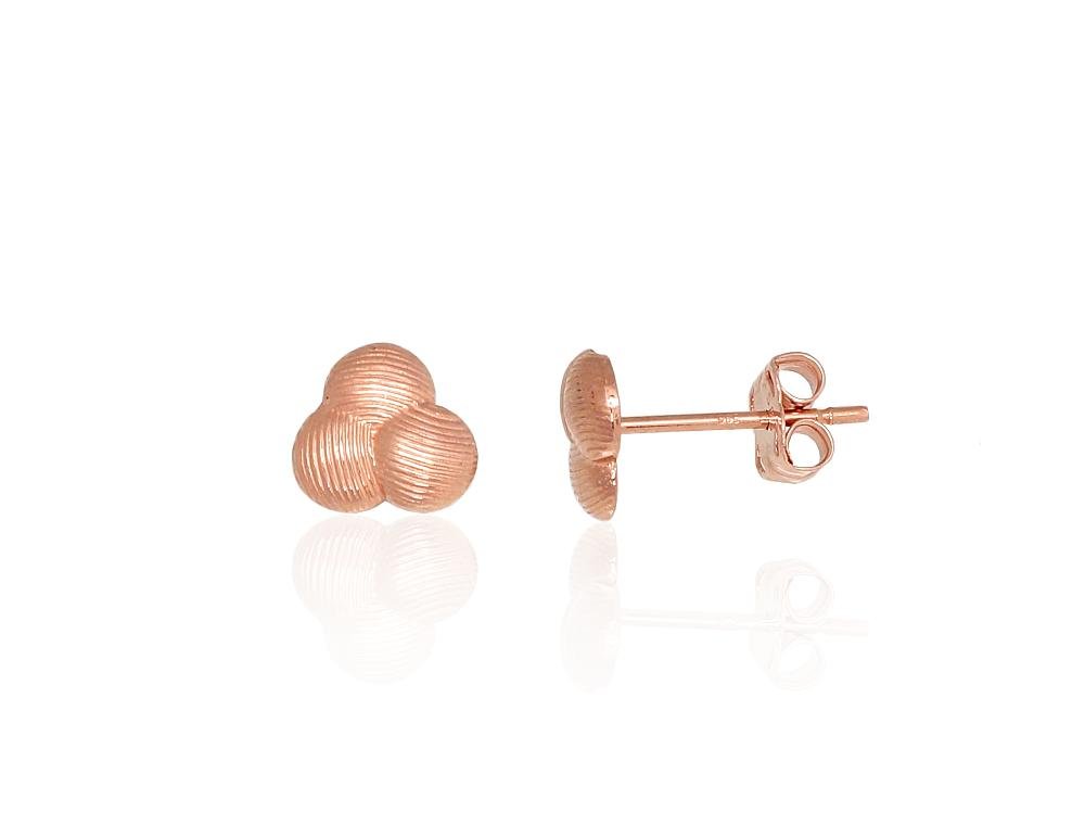 Gold classic studs earrings