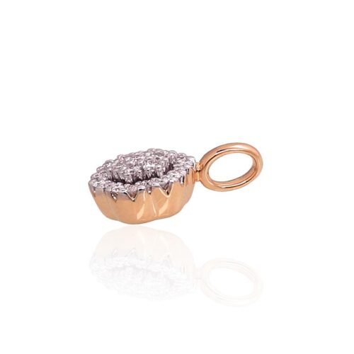 Alternative view of Gold pendant with Diamonds