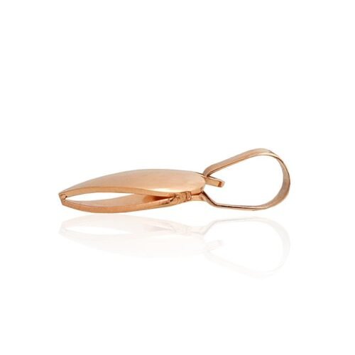 Alternative view of Gold pendant
