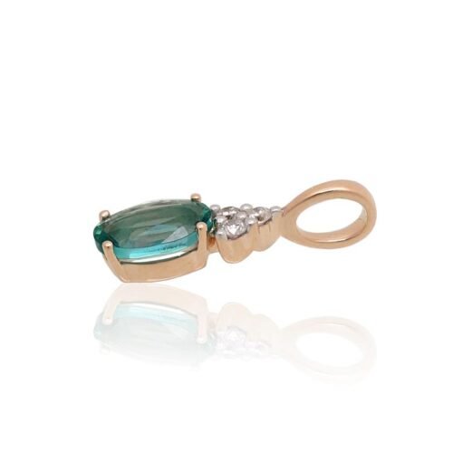 Alternative view of Gold pendant with Diamonds , Emerald