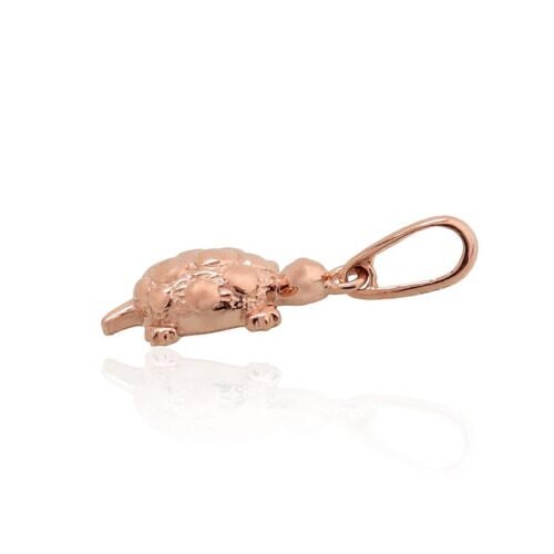 Alternative view of Gold pendant