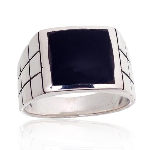 Silver ring with Onix