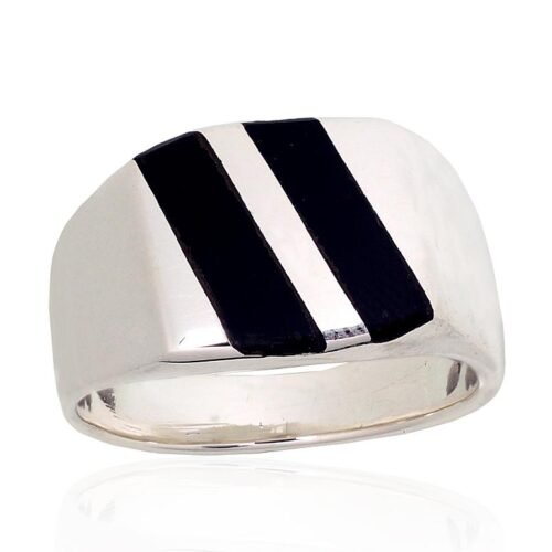 Silver ring with Onix