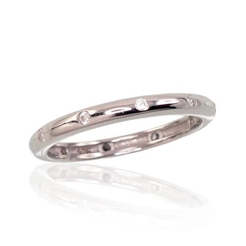 Silver ring with Zirkons