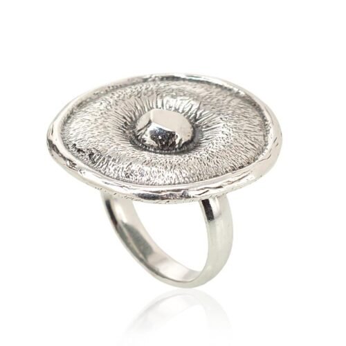 Alternative view of Silver ring