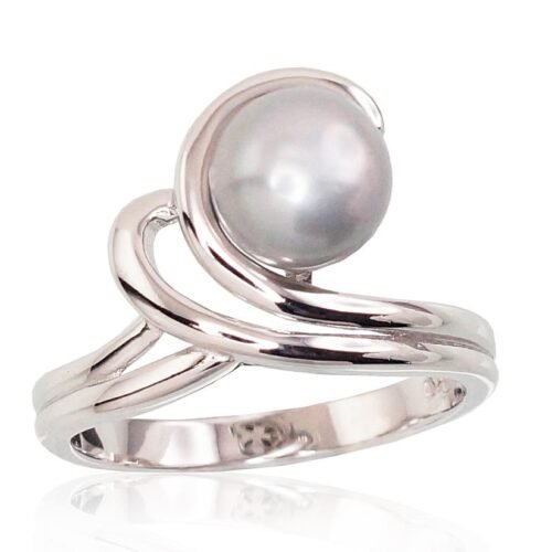 Silver ring with Fresh-water Pearl