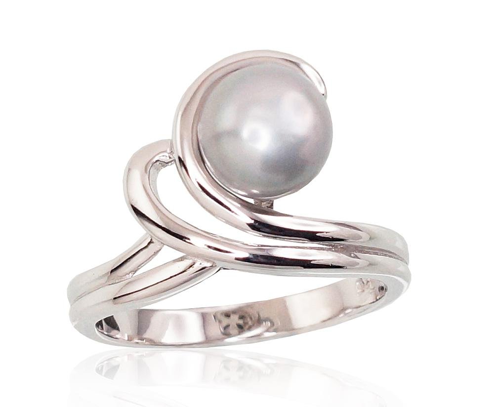 Silver ring with Fresh-water Pearl