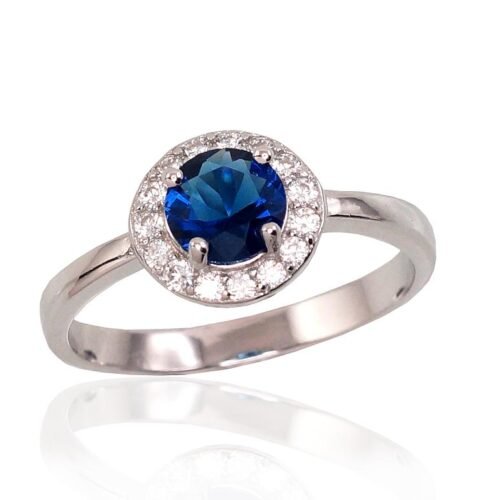 Silver ring with Zirkons