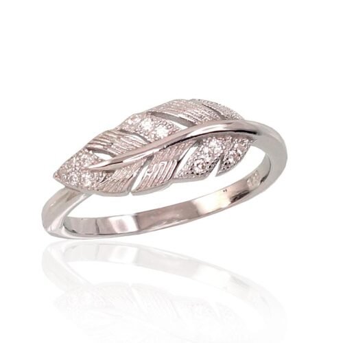 Silver ring with Zirkons