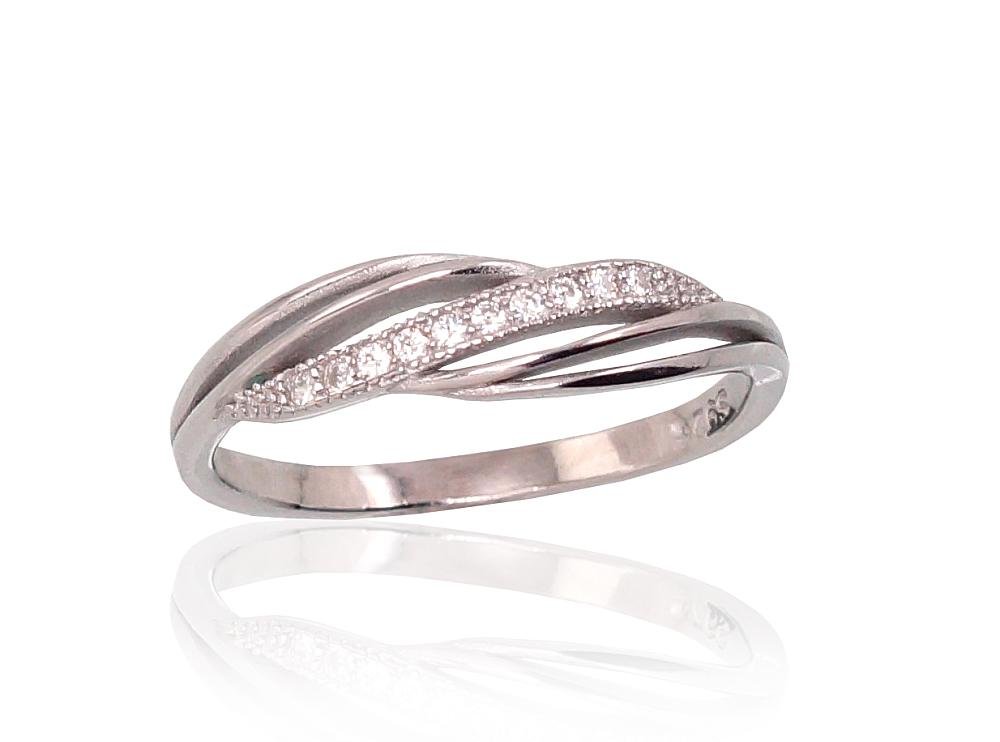 Silver ring with Zirkons