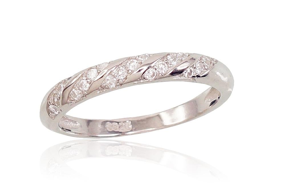 Silver ring with Zirkons