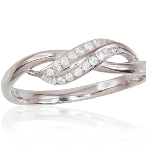 Silver ring with Zirkons