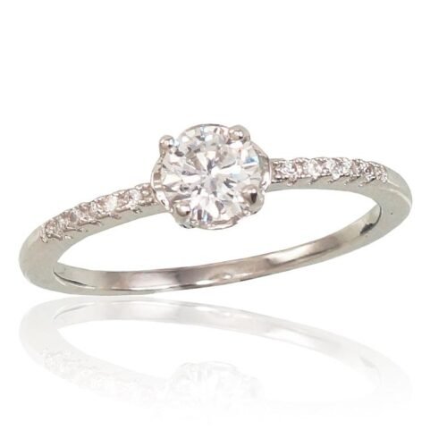 Silver ring with Zirkons