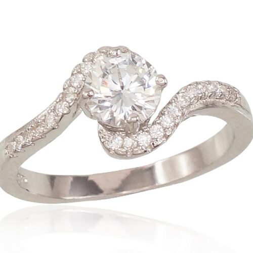 Silver ring with Zirkons
