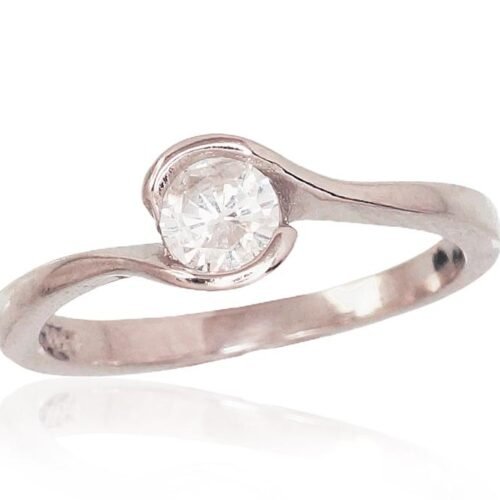 Silver ring with Zirkons
