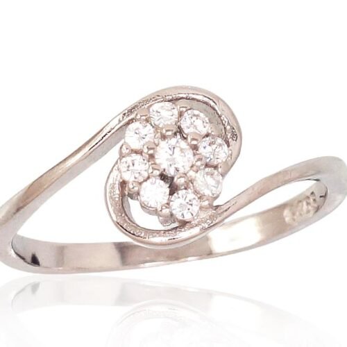 Silver ring with Zirkons