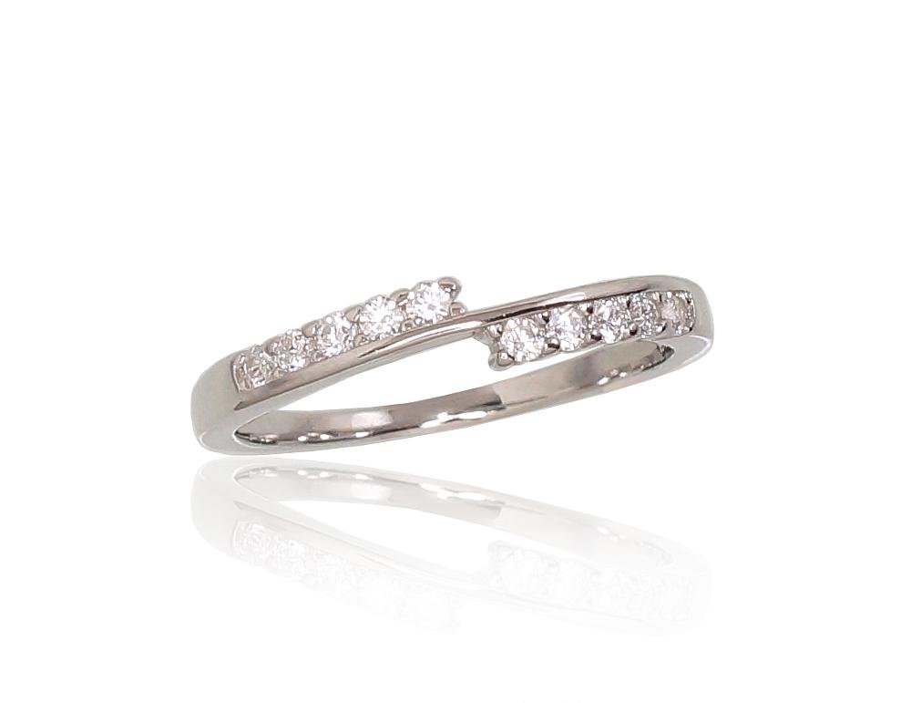 Silver ring with Zirkons