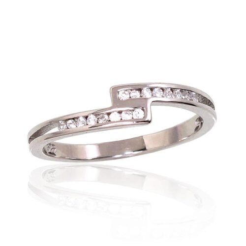 Silver ring with Zirkons