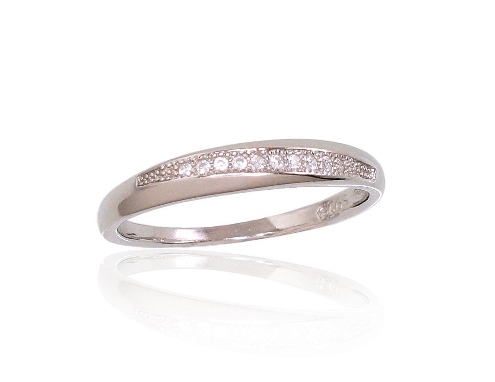 Silver ring with Zirkons