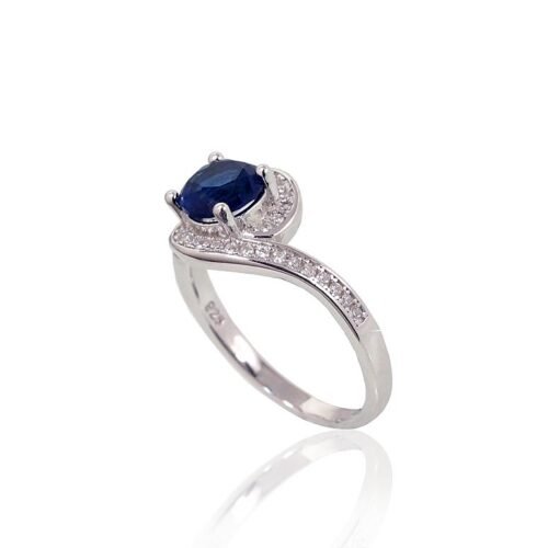 Alternative view of Silver ring with Zirkons