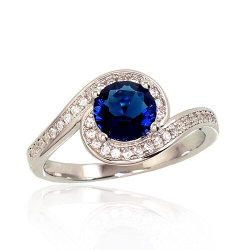 Silver ring with Zirkons