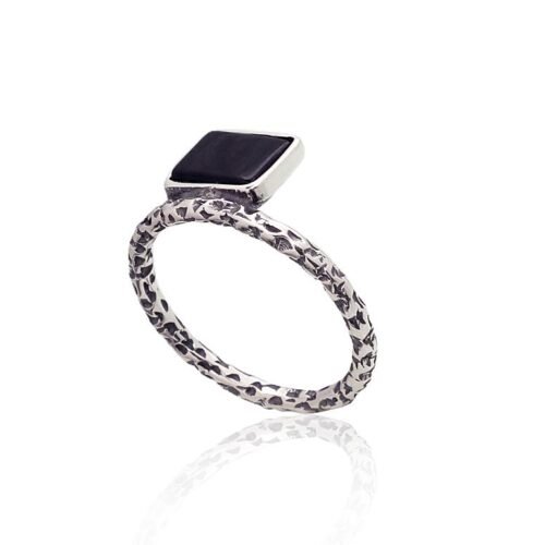 Alternative view of Silver ring with Onix