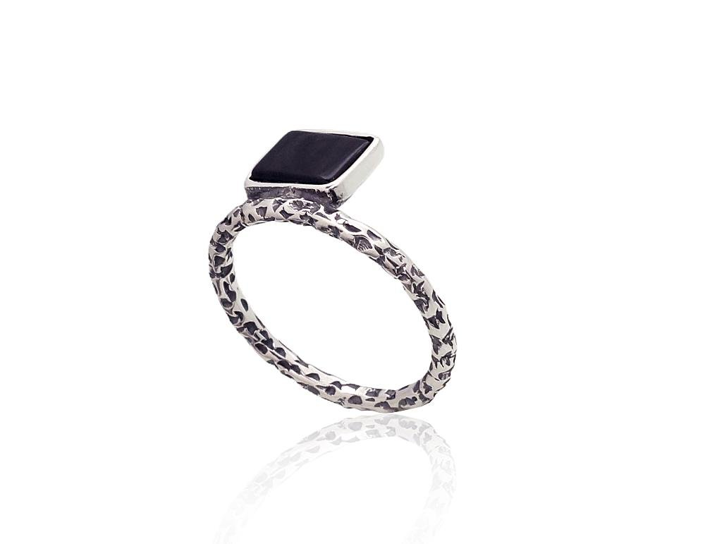 Silver ring with Onix - Image 2