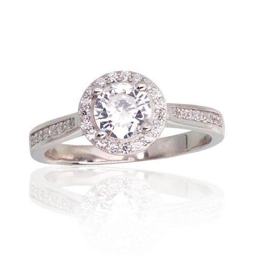 Silver ring with Zirkons