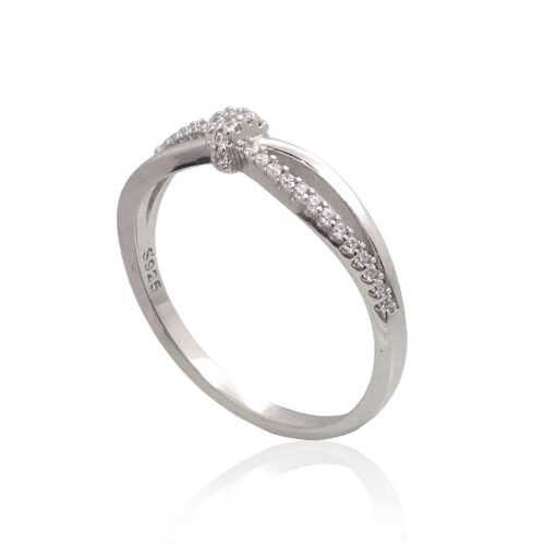 Alternative view of Silver ring with Zirkons