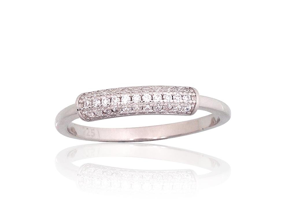 Silver ring with Zirkons