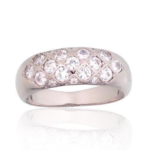 Silver ring with Zirkons