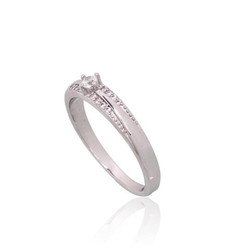 Alternative view of Silver ring with Zirkons