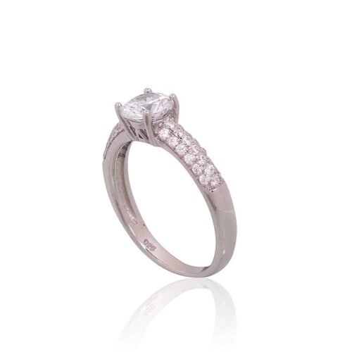 Alternative view of Silver ring with Zirkons