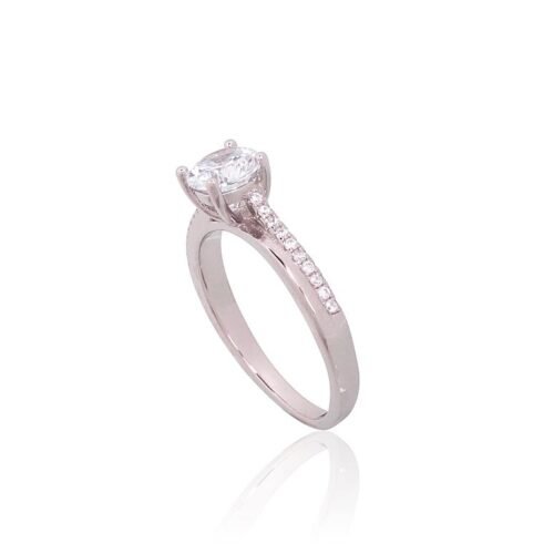 Alternative view of Silver ring with Zirkons