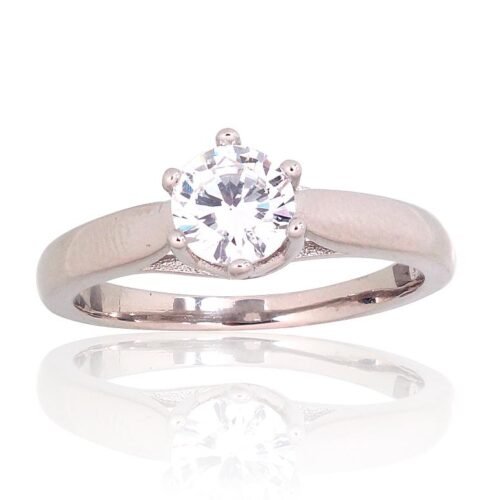 Silver ring with Zirkons
