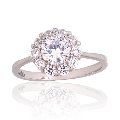 Silver ring with Zirkons