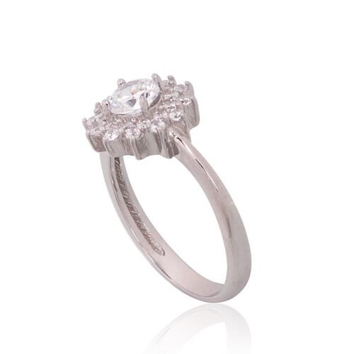 Alternative view of Silver ring with Zirkons