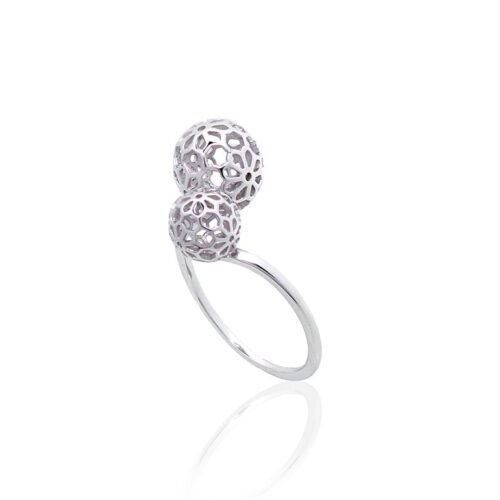 Alternative view of Silver ring