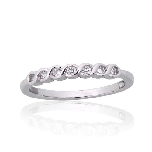 Silver ring with Zirkons