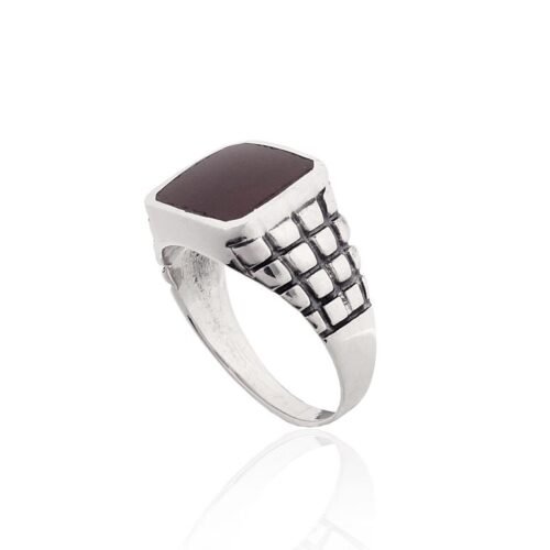 Alternative view of Silver ring with Carnelian