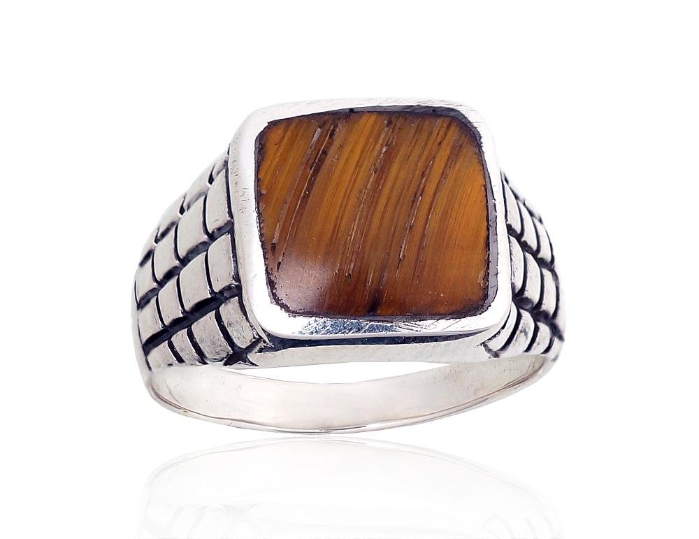 Silver ring with Tiger eye