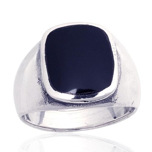 Silver ring with Onix