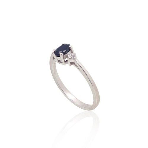 Alternative view of Silver ring with Zirkons , Sapphire