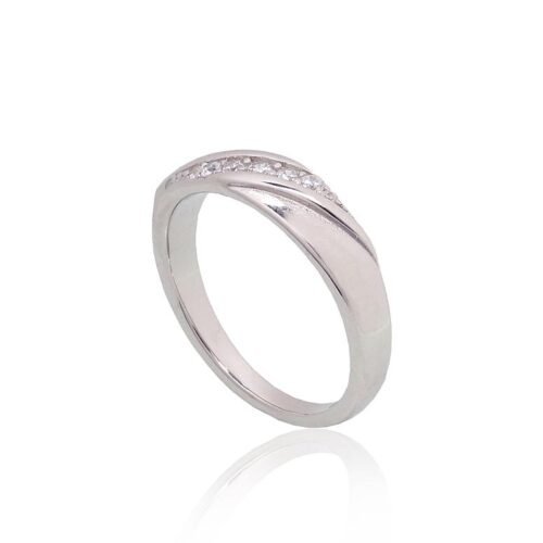 Alternative view of Silver ring with Zirkons