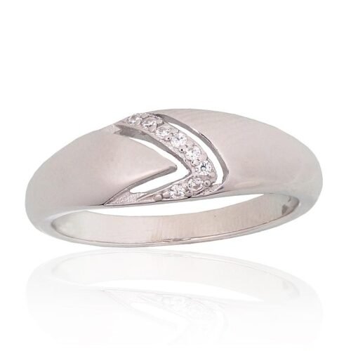 Silver ring with Zirkons