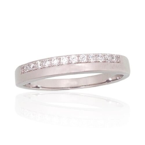 Silver ring with Zirkons