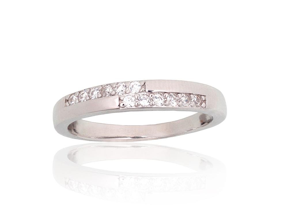 Silver ring with Zirkons