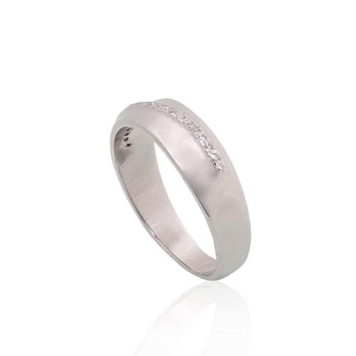 Alternative view of Silver ring with Zirkons