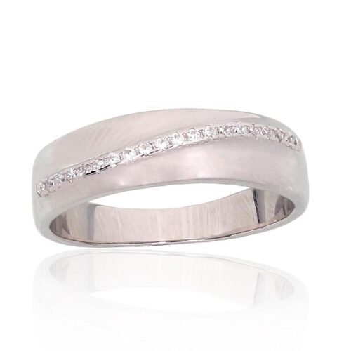Silver ring with Zirkons