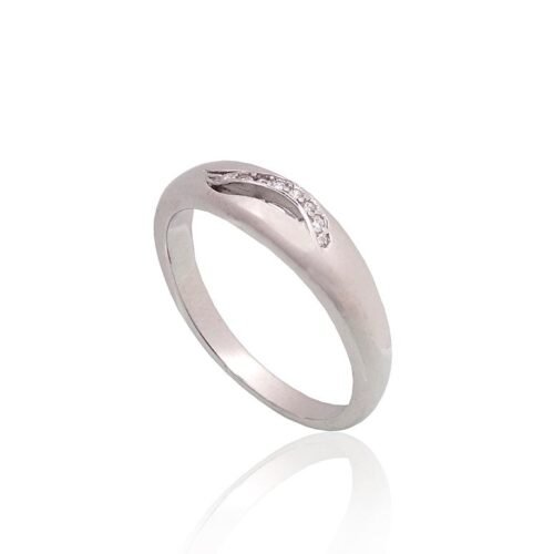 Alternative view of Silver ring with Zirkons